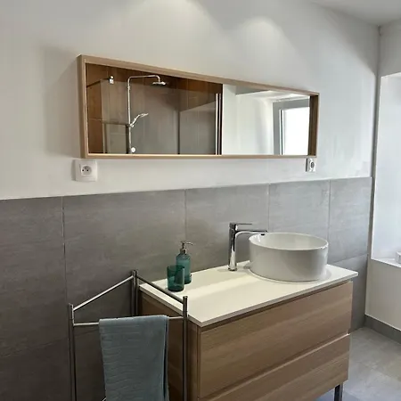 아파트 Les Mirabelles *